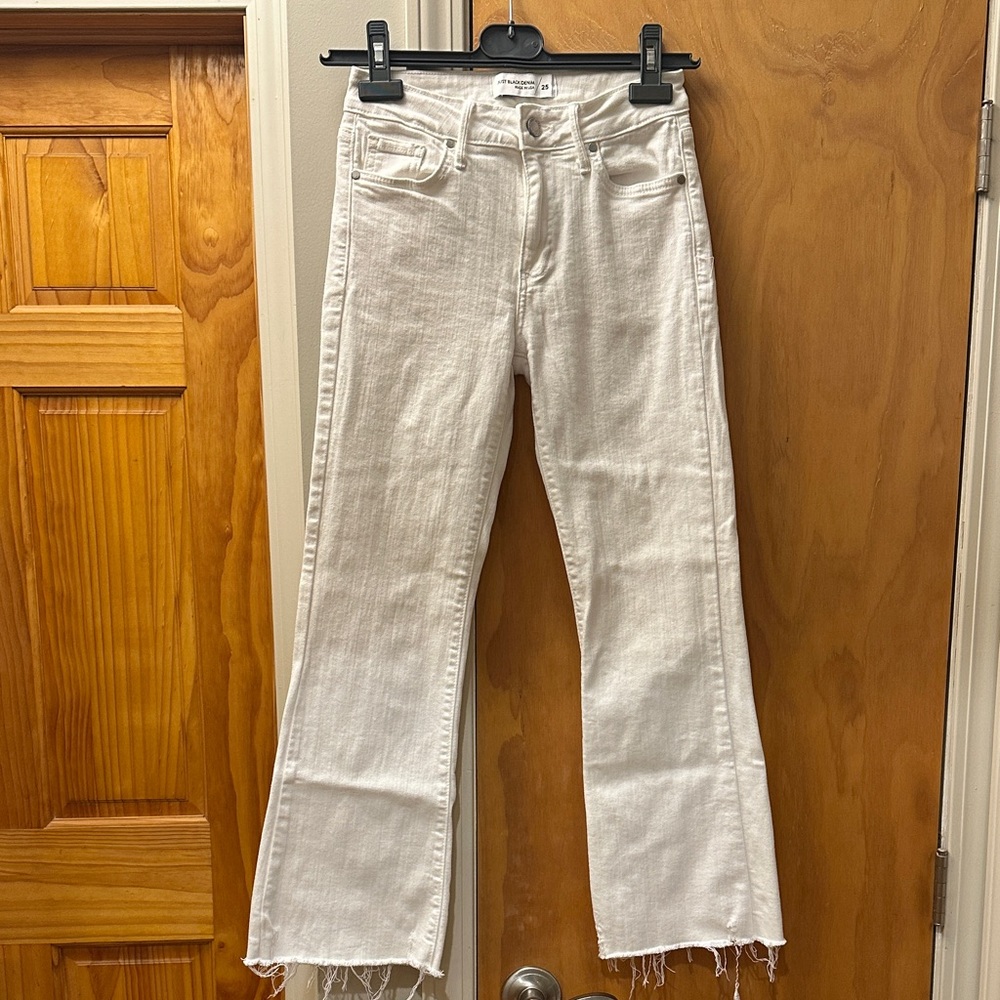Just Black Women's Off-White Flare Jeans, NEVER WORN!